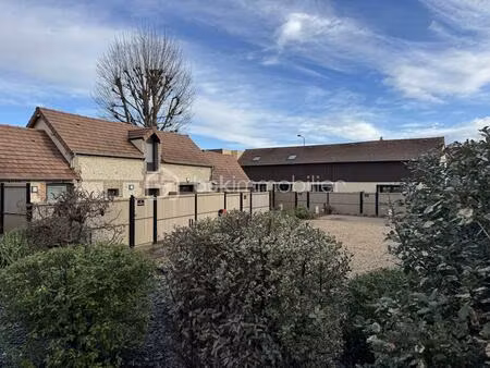 immeuble de 160 m² à acquigny