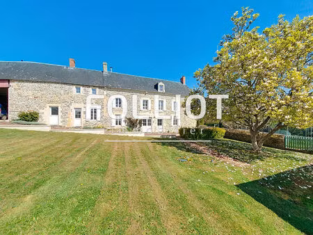 maison de charme à vendre à montillières sur orne - 10 pièces - 237m2