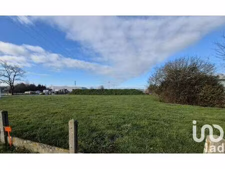 vente terrain à saligny (85170) : à vendre / 579m² saligny