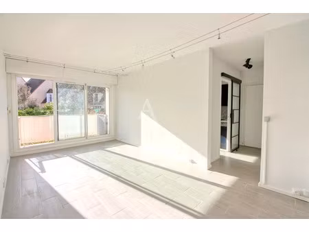 location appartement 3 pièces 57.6 m² à antony (92160)  1 315 €