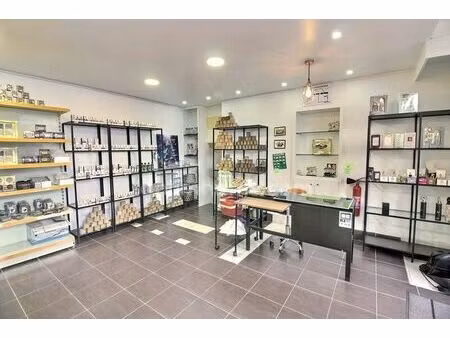 vente commerce 3 pièces 33 m² poissy (78300)
