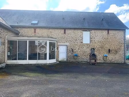 maison de 103 m² à saint-hilaire-du-maine