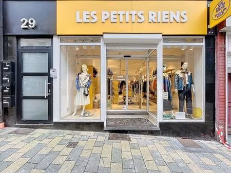 madou : magnifique surface commerciale de ± 170 m²