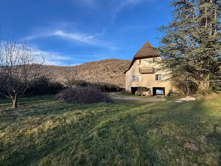 vente maison 6 pièces 230 m² lamagdelaine (46090)