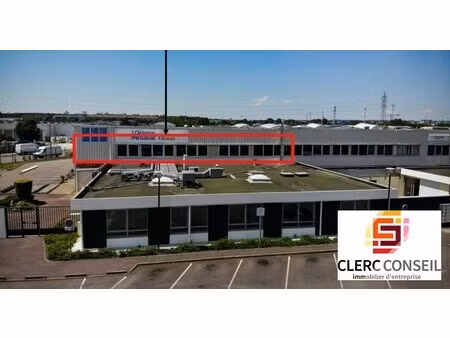 location local commercial