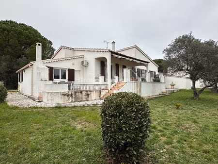 nages villa 4 chambres sur 1690m2 de terrain clos