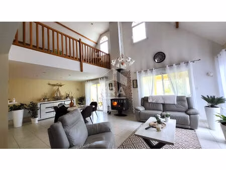 maison d'architecte - 4 chambres - 274 m² - secteur beaurainville proche de la côte d'opal