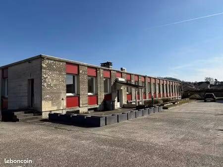 bureau 420 m²
