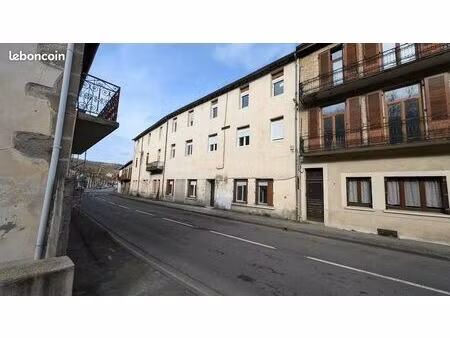 immeuble 8 pièces 250 m²