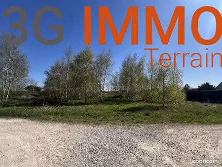 terrain 1 331 m² courdemanche