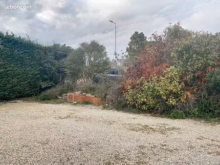 terrain 328 m² lancon provence