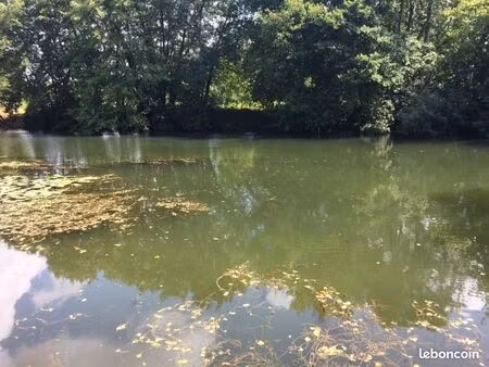 terrain 580 m² la barde