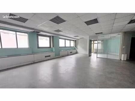 bureaux 177 m²
