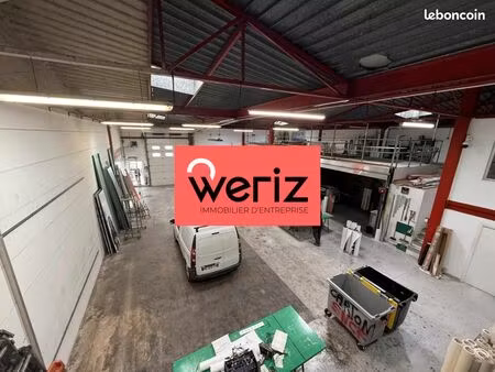 local industriel 695 m²