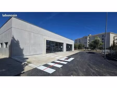 local commercial 582 m² la valette-du-var