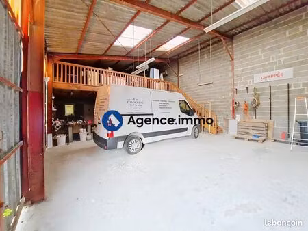 local 221 m² saint-paterne-racan