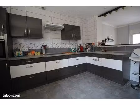 maison de village 6 pièces 137 m²