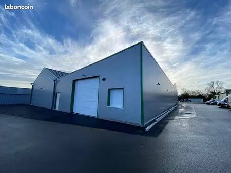 local d'activité 450 m²