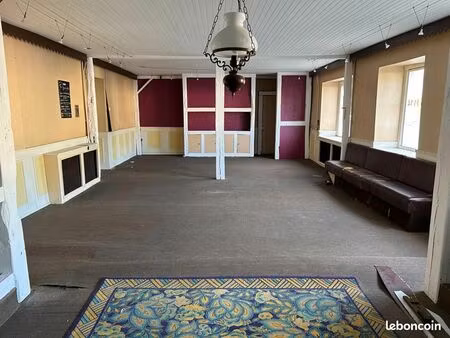 local commercial 390 m²