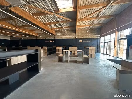 local commercial 560 m² verrieres en anjou