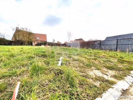 terrain 413 m² mons en pevele