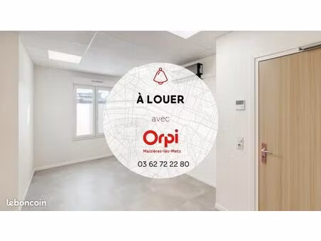 commerce santé 65 m²