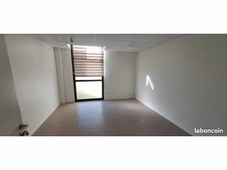 local commercial 176 m²