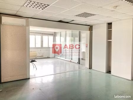 local d'activite 1600 m² le cres