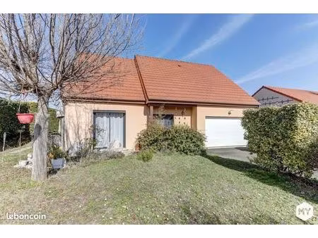 maison 7 pièces 155 m²