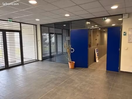 bureaux  entrepôt 4620 m² cournon-d'auvergne