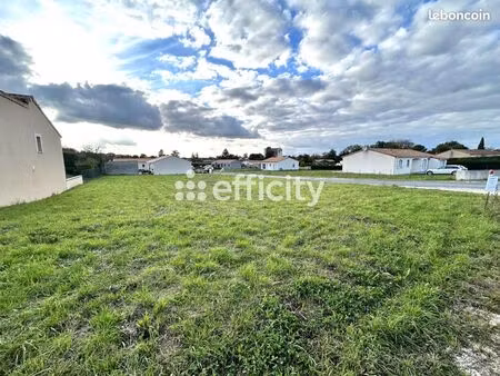 terrain 1 039 m² sauze vaussais