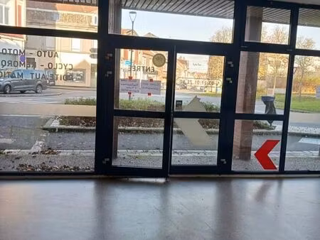 local commercial 97 m²