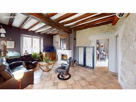 maison 7 pièces 210 m²