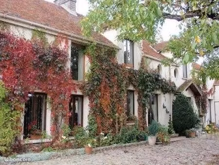 maison 10 pièces 274 m²