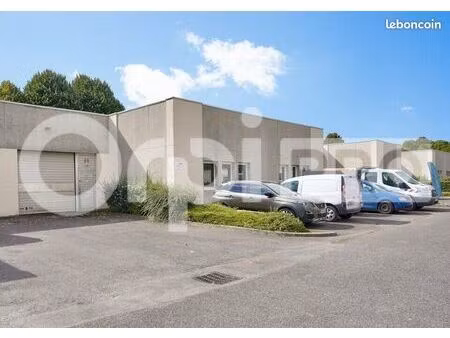 local d'activité 385 m²