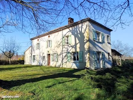 maison 5 pièces 137 m²