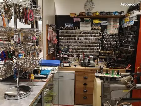 cordonnerie 28 m² boisseuil