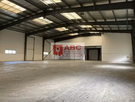 bâtiment d'activité indépendant à vendre à mauguio