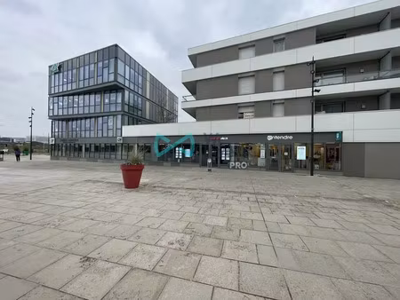 local commercial a louer