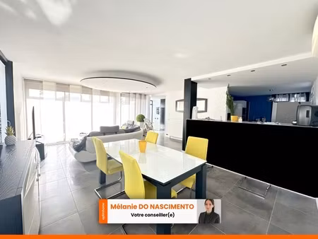 maison 4 pièces 115m² avec jacuzzi sur parcelle de 601m² à pont-du-château