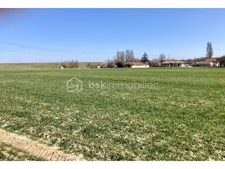 terrain de 697 m² à giffaumont-champaubert