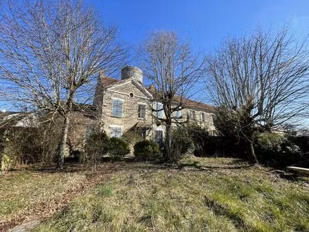 maison de village et son jardin