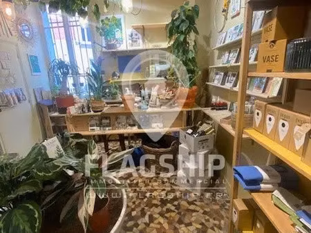 boutique de 71m² a ceder rue du poteau