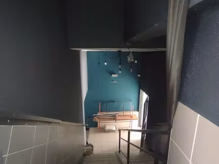 location local commercial