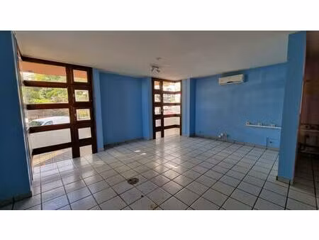 bureaux 106 m² a louer / plateau cailloux