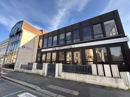 location locaux professionnels 11 pièces 337 m² à saint-quentin (02100)  3 500 €