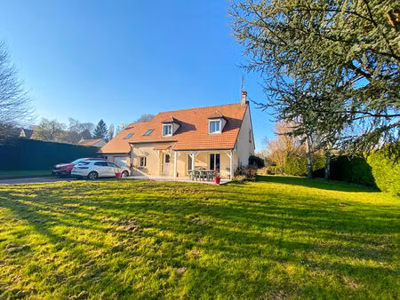 vente maison 7 pièces  160.00m²  montalet