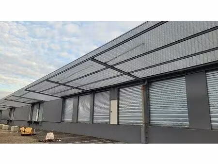 location local d'activités le petit quevilly 1 449 m²