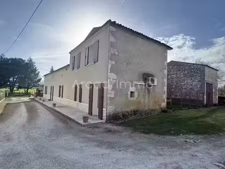 vente maison 4 pièces 115 m² à thenac (24240)  218 000 €