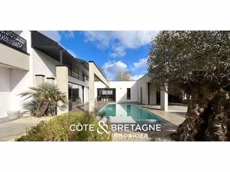 propriété avec piscine et jardin pordic (22)